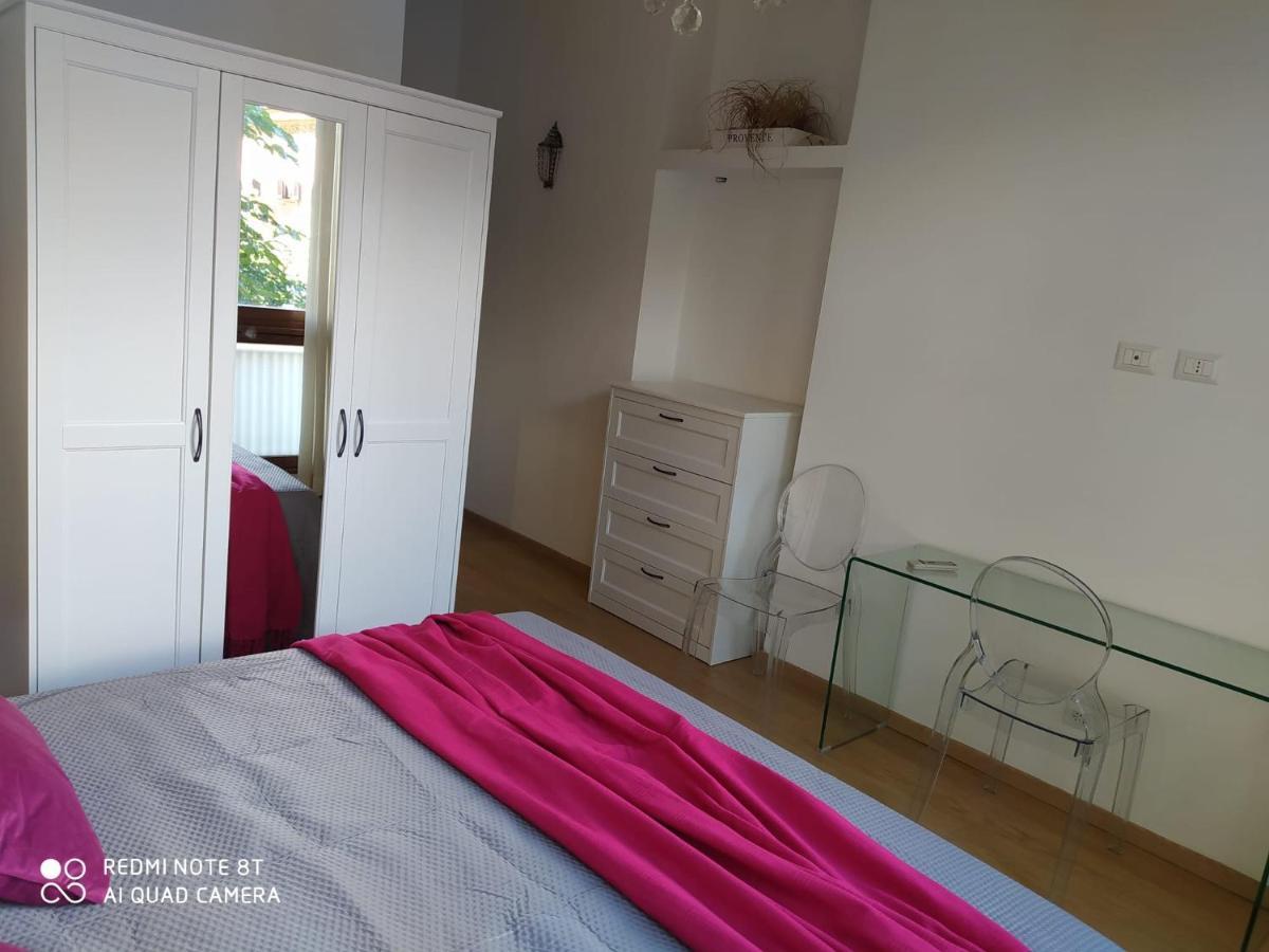 Vanity Apartment - 4 Bedrooms With 4 Bathrooms - Ac & Wifi Рим Экстерьер фото