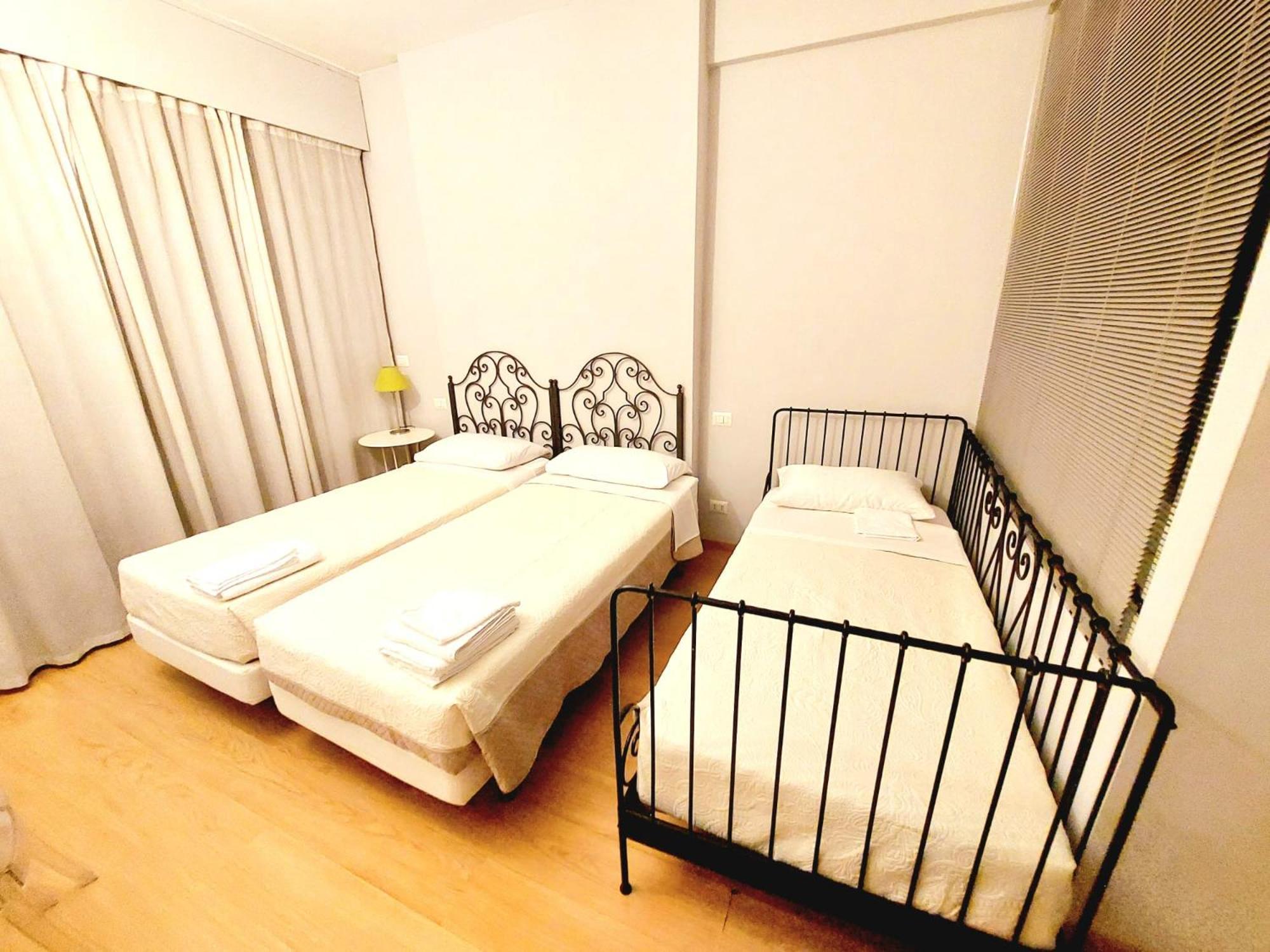 Vanity Apartment - 4 Bedrooms With 4 Bathrooms - Ac & Wifi Рим Экстерьер фото